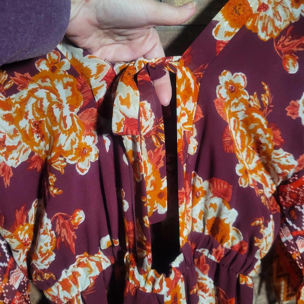 Eyeshadow Brand Boho Floral Print Romper Flared Sleeves Orange Burgundy - Size M - Picture 2 of 9